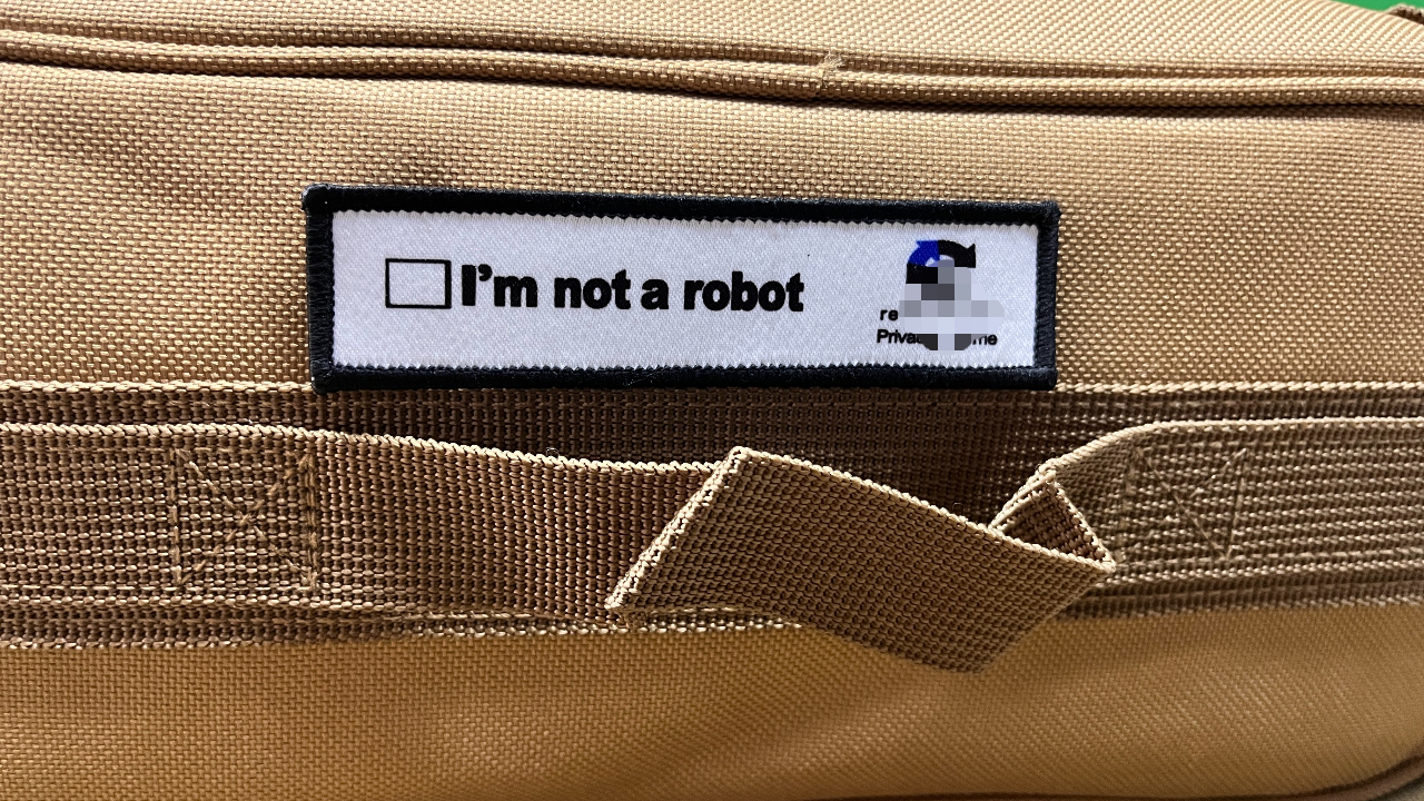 I'm Not A Robot Tactical Patch - Urban Backpack Tactical 评论和价格